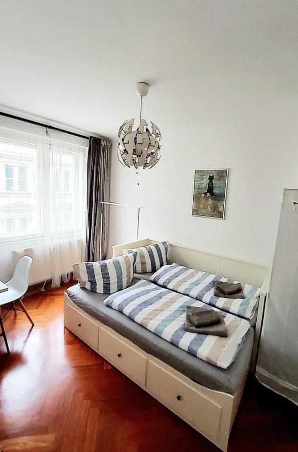 The Vast Core Apartment