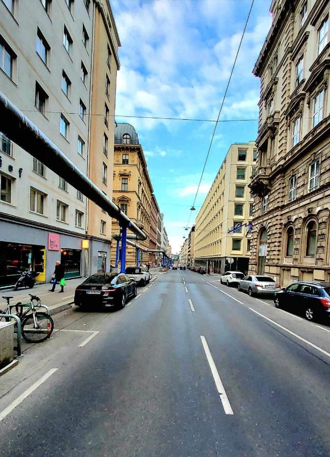 The Vast Core Apartmán